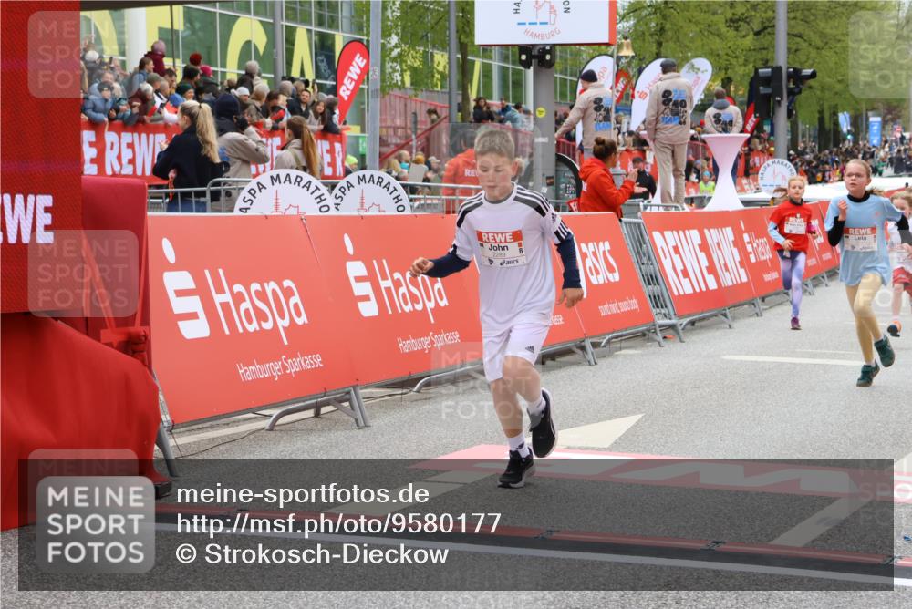 25.04.2026 - Das Zehntel Strokosch-Dieckow http://msf.ph/oto/9580177 25.04.2026 08:58:23 Ziel 1244, 1255, 1571, 1588, 1668, 1673, 1757, 1938, 1951, 1967, 1972, 2185, 2205, 2216, 2416, 2662, 2773, 2790, 3187, 3276, 3473, 3499, 3591, 3705, 3758, 3795, 3855, 3898, 1244, 1255, 1571, 1588, 1668, 1673, 1757, 1938, 1951, 1967, 1972, 2185, 2205, 2216, 2416, 2662, 2773, 2790, 3187, 3276, 3473, 3499, 3591, 3705, 3758, 3795, 3855, 3898 meine-sportfotos.de