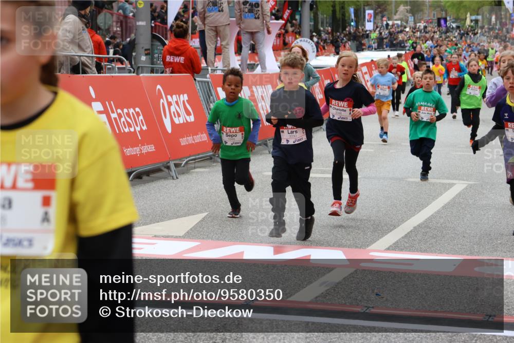25.04.2026 - Das Zehntel Strokosch-Dieckow http://msf.ph/oto/9580350 25.04.2026 08:58:40 Ziel 1578, 1648, 1819, 1953, 1990, 2280, 2809, 3001, 3030, 3034, 3179, 3224, 3342, 3344, 3466, 3813, 3931, 1578, 1648, 1819, 1953, 1990, 2280, 2809, 3001, 3030, 3034, 3179, 3224, 3342, 3344, 3466, 3813, 3931 meine-sportfotos.de