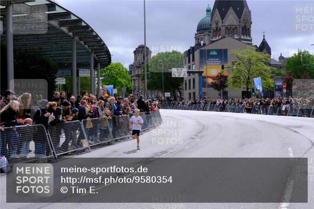 25.04.2026 - Das Zehntel Tim E. http://msf.ph/oto/9580354 25.04.2026 12:46:08 Ziel 10883 meine-sportfotos.de