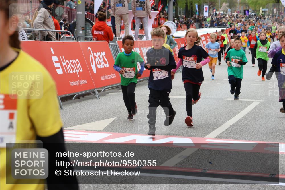 25.04.2026 - Das Zehntel Strokosch-Dieckow http://msf.ph/oto/9580355 25.04.2026 08:58:40 Ziel 1578, 1648, 1819, 1953, 1990, 2280, 2809, 3001, 3030, 3034, 3179, 3224, 3342, 3344, 3466, 3813, 3931, 1578, 1648, 1819, 1953, 1990, 2280, 2809, 3001, 3030, 3034, 3179, 3224, 3342, 3344, 3466, 3813, 3931 meine-sportfotos.de