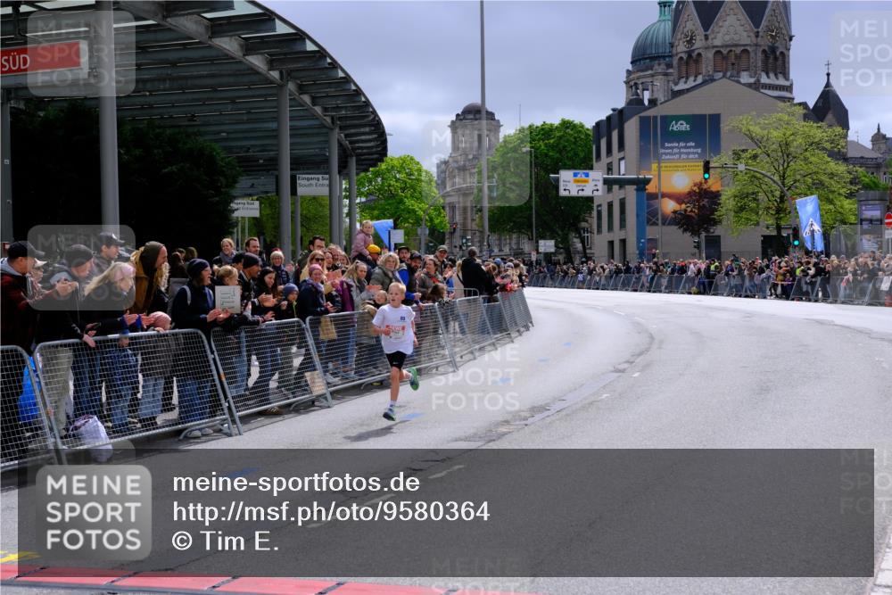 25.04.2026 - Das Zehntel Tim E. http://msf.ph/oto/9580364 25.04.2026 12:46:09 Ziel 10883 meine-sportfotos.de