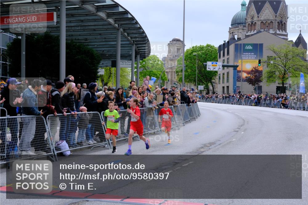 25.04.2026 - Das Zehntel Tim E. http://msf.ph/oto/9580397 25.04.2026 12:46:43 Ziel 10268, 10270, 13017 meine-sportfotos.de