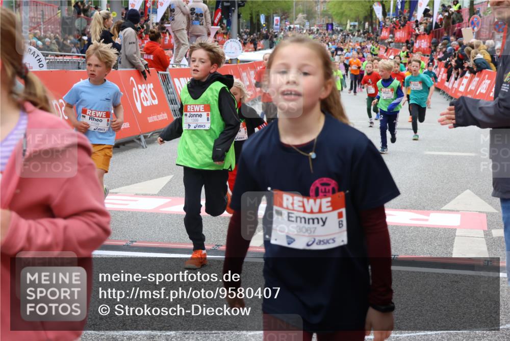 25.04.2026 - Das Zehntel Strokosch-Dieckow http://msf.ph/oto/9580407 25.04.2026 08:58:47 Ziel 1159, 1399, 1538, 1648, 1656, 2373, 2821, 2916, 2974, 3030, 3067, 3086, 3281, 3297, 3804, 3813, 3817, 3931, 1159, 1399, 1538, 1648, 1656, 2373, 2821, 2916, 2974, 3030, 3067, 3086, 3281, 3297, 3804, 3813, 3817, 3931 meine-sportfotos.de