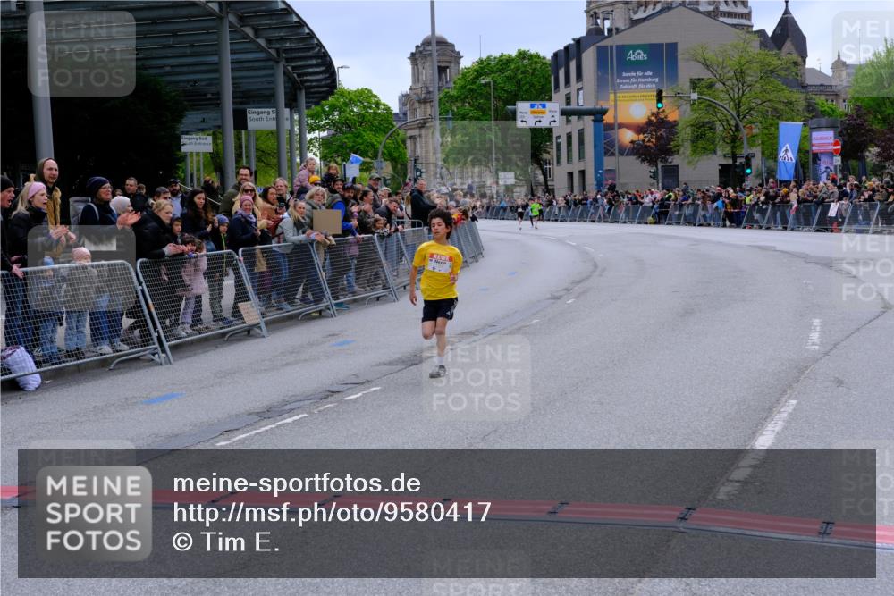 25.04.2026 - Das Zehntel Tim E. http://msf.ph/oto/9580417 25.04.2026 12:47:01 Ziel 11832 meine-sportfotos.de