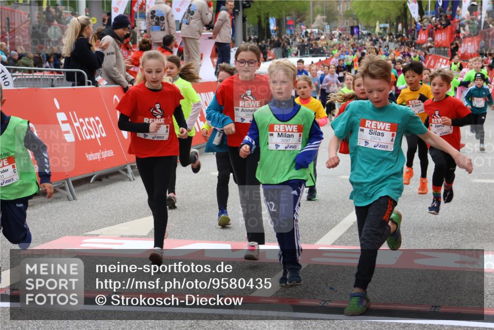 25.04.2026 - Das Zehntel Strokosch-Dieckow http://msf.ph/oto/9580435 25.04.2026 08:58:49 Ziel 1159, 1399, 1538, 1543, 1552, 1656, 2373, 2561, 2580, 2655, 2685, 2821, 2916, 2974, 3067, 3086, 3281, 3297, 3710, 3804, 3817, 3894, 1159, 1399, 1538, 1543, 1552, 1656, 2373, 2561, 2580, 2655, 2685, 2821, 2916, 2974, 3067, 3086, 3281, 3297, 3710, 3804, 3817, 3894 meine-sportfotos.de