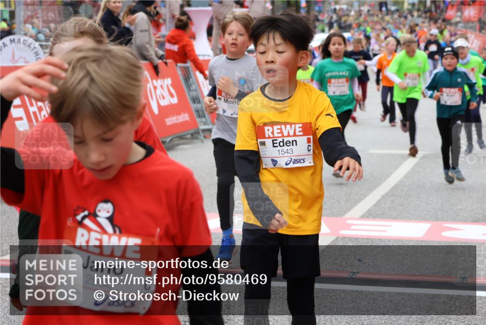 25.04.2026 - Das Zehntel Strokosch-Dieckow http://msf.ph/oto/9580469 25.04.2026 08:58:52 Ziel 1159, 1399, 1543, 1552, 1656, 2373, 2471, 2561, 2580, 2655, 2685, 2947, 2974, 3086, 3281, 3297, 3710, 3894, 3911, 1159, 1399, 1543, 1552, 1656, 2373, 2471, 2561, 2580, 2655, 2685, 2947, 2974, 3086, 3281, 3297, 3710, 3894, 3911 meine-sportfotos.de