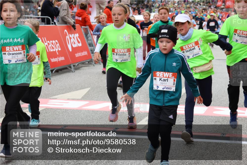 25.04.2026 - Das Zehntel Strokosch-Dieckow http://msf.ph/oto/9580538 25.04.2026 08:58:55 Ziel 1518, 1520, 1522, 1543, 1552, 1733, 2373, 2471, 2476, 2561, 2580, 2655, 2685, 2947, 2974, 3281, 3297, 3710, 3712, 3894, 3911, 1518, 1520, 1522, 1543, 1552, 1733, 2373, 2471, 2476, 2561, 2580, 2655, 2685, 2947, 2974, 3281, 3297, 3710, 3712, 3894, 3911 meine-sportfotos.de
