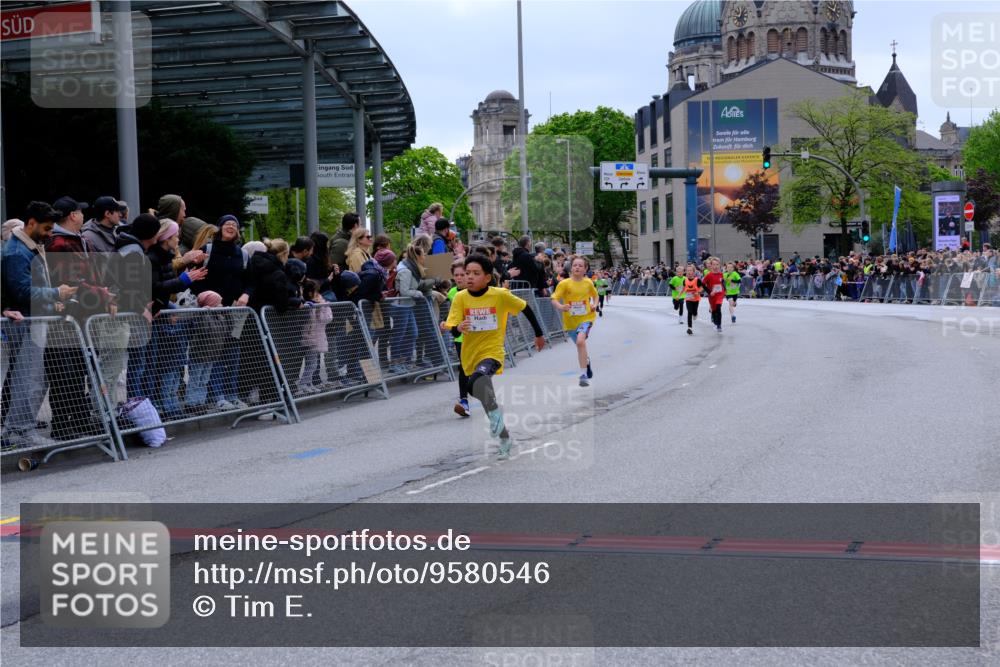 25.04.2026 - Das Zehntel Tim E. http://msf.ph/oto/9580546 25.04.2026 12:47:48 Ziel 10253, 11852, 11858, 12673, 12678, 12752, 12758, 12962 meine-sportfotos.de