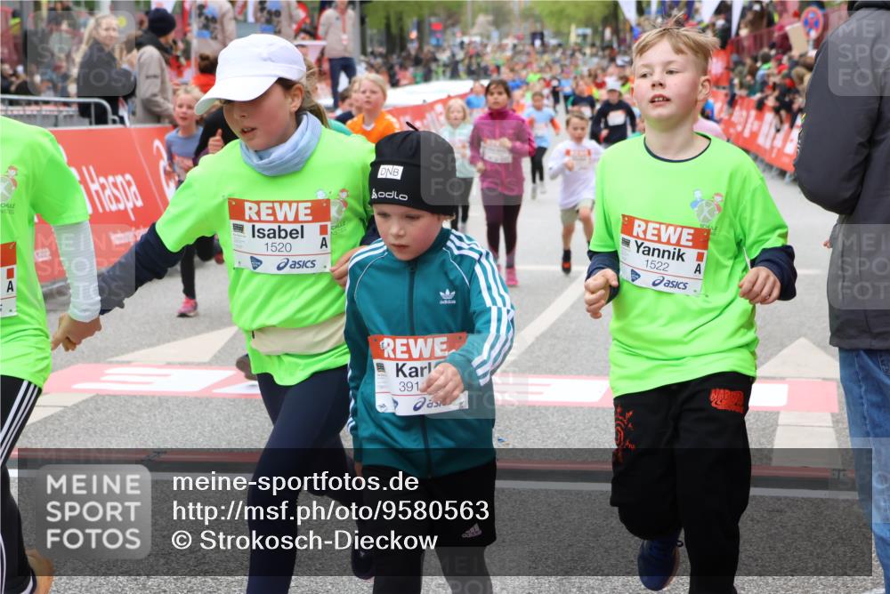 25.04.2026 - Das Zehntel Strokosch-Dieckow http://msf.ph/oto/9580563 25.04.2026 08:58:56 Ziel 1518, 1520, 1522, 1543, 1552, 1733, 2314, 2471, 2476, 2561, 2580, 2655, 2685, 2947, 3346, 3368, 3381, 3687, 3710, 3712, 3894, 3911, 1518, 1520, 1522, 1543, 1552, 1733, 2314, 2471, 2476, 2561, 2580, 2655, 2685, 2947, 3346, 3368, 3381, 3687, 3710, 3712, 3894, 3911 meine-sportfotos.de