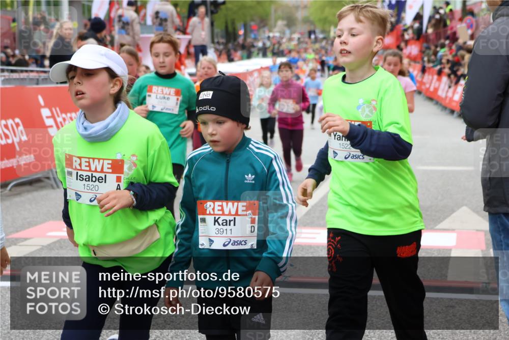 25.04.2026 - Das Zehntel Strokosch-Dieckow http://msf.ph/oto/9580575 25.04.2026 08:58:56 Ziel 1518, 1520, 1522, 1543, 1552, 1733, 2314, 2471, 2476, 2561, 2580, 2655, 2685, 2947, 3346, 3368, 3381, 3687, 3710, 3712, 3894, 3911, 1518, 1520, 1522, 1543, 1552, 1733, 2314, 2471, 2476, 2561, 2580, 2655, 2685, 2947, 3346, 3368, 3381, 3687, 3710, 3712, 3894, 3911 meine-sportfotos.de
