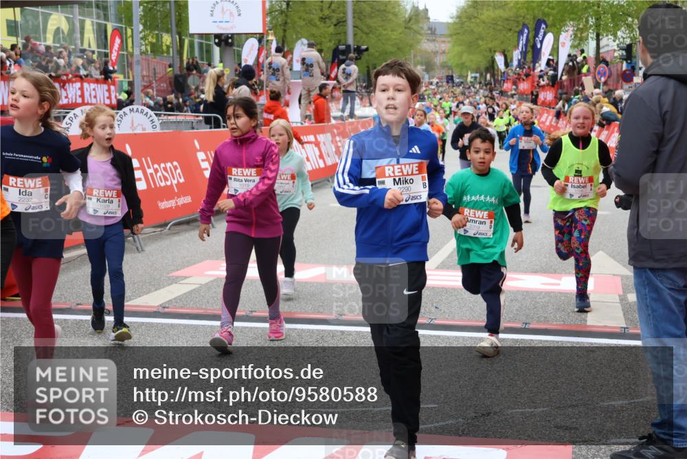 25.04.2026 - Das Zehntel Strokosch-Dieckow http://msf.ph/oto/9580588 25.04.2026 08:59:00 Ziel 1019, 1029, 1156, 1518, 1520, 1522, 1733, 1752, 2232, 2290, 2314, 2471, 2476, 3346, 3368, 3381, 3687, 3712, 3911, 3942, 1019, 1029, 1156, 1518, 1520, 1522, 1733, 1752, 2232, 2290, 2314, 2471, 2476, 3346, 3368, 3381, 3687, 3712, 3911, 3942 meine-sportfotos.de