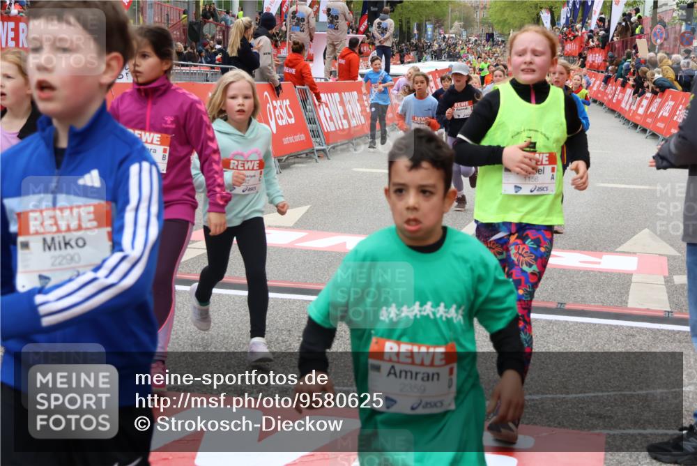 25.04.2026 - Das Zehntel Strokosch-Dieckow http://msf.ph/oto/9580625 25.04.2026 08:59:01 Ziel 1019, 1029, 1156, 1211, 1215, 1518, 1520, 1522, 1733, 1752, 2232, 2290, 2314, 2476, 3346, 3353, 3368, 3381, 3687, 3712, 3942, 1019, 1029, 1156, 1211, 1215, 1518, 1520, 1522, 1733, 1752, 2232, 2290, 2314, 2476, 3346, 3353, 3368, 3381, 3687, 3712, 3942 meine-sportfotos.de