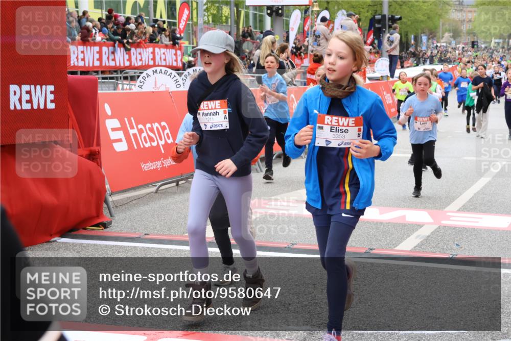 25.04.2026 - Das Zehntel Strokosch-Dieckow http://msf.ph/oto/9580647 25.04.2026 08:59:04 Ziel 1019, 1029, 1156, 1163, 1181, 1211, 1215, 1752, 1808, 2232, 2290, 2314, 2359, 2861, 2992, 3166, 3346, 3353, 3368, 3381, 3687, 3942, 1019, 1029, 1156, 1163, 1181, 1211, 1215, 1752, 1808, 2232, 2290, 2314, 2359, 2861, 2992, 3166, 3346, 3353, 3368, 3381, 3687, 3942 meine-sportfotos.de
