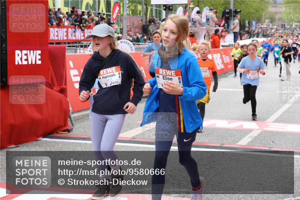 25.04.2026 - Das Zehntel Strokosch-Dieckow http://msf.ph/oto/9580666 25.04.2026 08:59:04 Ziel 1019, 1029, 1156, 1163, 1181, 1211, 1215, 1752, 1808, 2232, 2290, 2314, 2359, 2861, 2992, 3166, 3346, 3353, 3368, 3381, 3687, 3942, 1019, 1029, 1156, 1163, 1181, 1211, 1215, 1752, 1808, 2232, 2290, 2314, 2359, 2861, 2992, 3166, 3346, 3353, 3368, 3381, 3687, 3942 meine-sportfotos.de