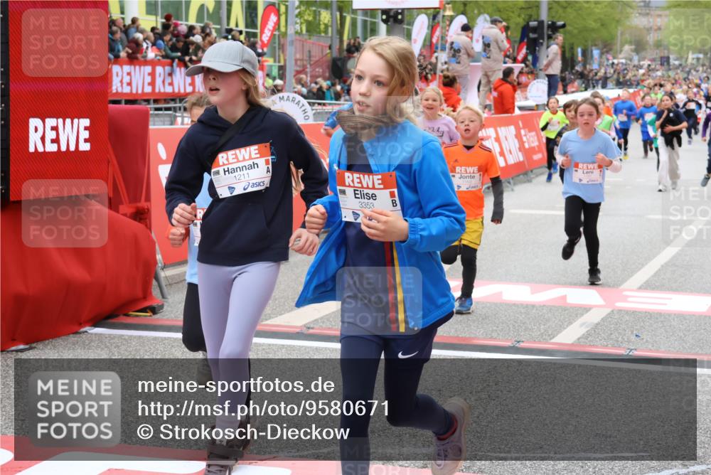 25.04.2026 - Das Zehntel Strokosch-Dieckow http://msf.ph/oto/9580671 25.04.2026 08:59:04 Ziel 1019, 1029, 1156, 1163, 1181, 1211, 1215, 1752, 1808, 2232, 2290, 2314, 2359, 2861, 2992, 3166, 3346, 3353, 3368, 3381, 3687, 3942, 1019, 1029, 1156, 1163, 1181, 1211, 1215, 1752, 1808, 2232, 2290, 2314, 2359, 2861, 2992, 3166, 3346, 3353, 3368, 3381, 3687, 3942 meine-sportfotos.de