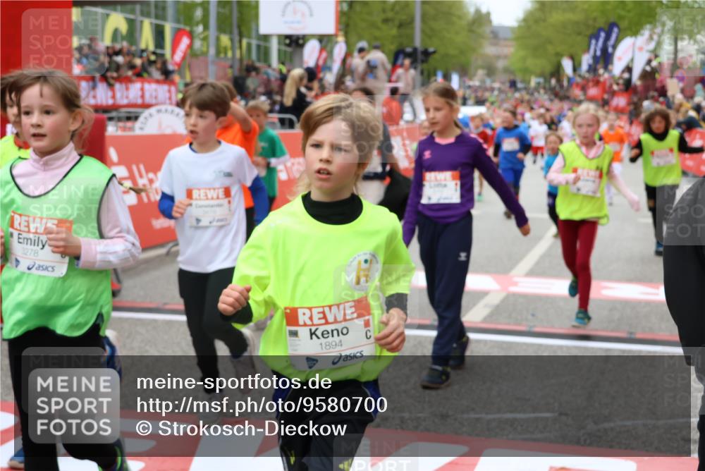 25.04.2026 - Das Zehntel Strokosch-Dieckow http://msf.ph/oto/9580700 25.04.2026 08:59:09 Ziel 1144, 1163, 1181, 1211, 1215, 1808, 1892, 1894, 2030, 2035, 2359, 2426, 2861, 2976, 2992, 3158, 3166, 3200, 3278, 3353, 3479, 3725, 1144, 1163, 1181, 1211, 1215, 1808, 1892, 1894, 2030, 2035, 2359, 2426, 2861, 2976, 2992, 3158, 3166, 3200, 3278, 3353, 3479, 3725 meine-sportfotos.de