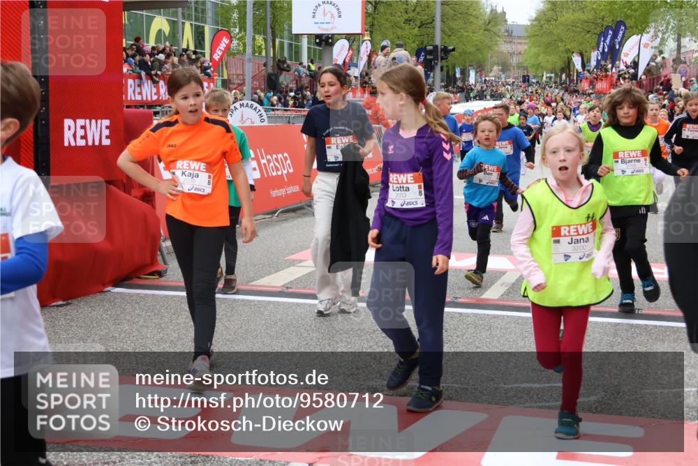 25.04.2026 - Das Zehntel Strokosch-Dieckow http://msf.ph/oto/9580712 25.04.2026 08:59:11 Ziel 1144, 1163, 1181, 1402, 1808, 1892, 1894, 1994, 2030, 2035, 2147, 2150, 2331, 2426, 2861, 2976, 2992, 3158, 3166, 3200, 3278, 3479, 3725, 3955, 1144, 1163, 1181, 1402, 1808, 1892, 1894, 1994, 2030, 2035, 2147, 2150, 2331, 2426, 2861, 2976, 2992, 3158, 3166, 3200, 3278, 3479, 3725, 3955 meine-sportfotos.de