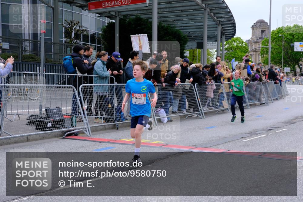 25.04.2026 - Das Zehntel Tim E. http://msf.ph/oto/9580750 25.04.2026 12:48:27 Ziel 10666, 11161, 11332, 11346, 11672, 12795, 12868 meine-sportfotos.de