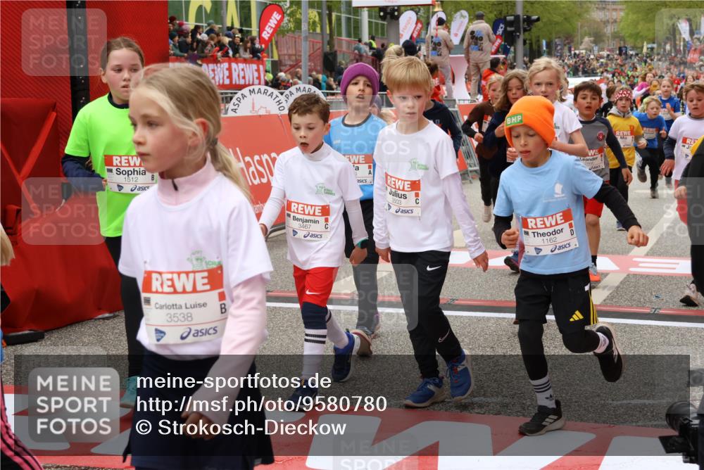 25.04.2026 - Das Zehntel Strokosch-Dieckow http://msf.ph/oto/9580780 25.04.2026 08:59:20 Ziel 1046, 1276, 1512, 1619, 1672, 1755, 1756, 1839, 1964, 2111, 2838, 2854, 2866, 2867, 3257, 3326, 3455, 3467, 3503, 3528, 3538, 3702, 3943, 3965, 1046, 1276, 1512, 1619, 1672, 1755, 1756, 1839, 1964, 2111, 2838, 2854, 2866, 2867, 3257, 3326, 3455, 3467, 3503, 3528, 3538, 3943 meine-sportfotos.de
