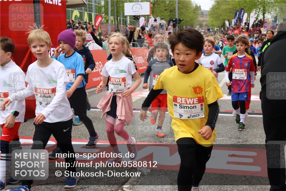 25.04.2026 - Das Zehntel Strokosch-Dieckow http://msf.ph/oto/9580812 25.04.2026 08:59:22 Ziel 1046, 1162, 1276, 1404, 1512, 1600, 1619, 1672, 1755, 1756, 1839, 1964, 1970, 2111, 2345, 2447, 2838, 2854, 2866, 2867, 3143, 3157, 3326, 3355, 3361, 3467, 3486, 3503, 3507, 3528, 3538, 3565, 3702, 3943, 3965, 1046, 1162, 1276, 1404, 1512, 1600, 1619, 1672, 1755, 1756, 1839, 1964, 1970, 2111, 2345, 2447, 2838, 2854, 2866, 2867, 3143, 3157, 3326, 3355, 3361, 3467, 3486, 3503, 3507, 3528, 3538, 3565, 3943 meine-sportfotos.de