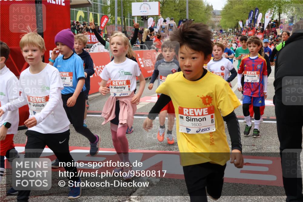 25.04.2026 - Das Zehntel Strokosch-Dieckow http://msf.ph/oto/9580817 25.04.2026 08:59:22 Ziel 1046, 1162, 1276, 1404, 1512, 1600, 1619, 1672, 1755, 1756, 1839, 1964, 1970, 2111, 2345, 2447, 2838, 2854, 2866, 2867, 3143, 3157, 3326, 3355, 3361, 3467, 3486, 3503, 3507, 3528, 3538, 3565, 3702, 3943, 3965, 1046, 1162, 1276, 1404, 1512, 1600, 1619, 1672, 1755, 1756, 1839, 1964, 1970, 2111, 2345, 2447, 2838, 2854, 2866, 2867, 3143, 3157, 3326, 3355, 3361, 3467, 3486, 3503, 3507, 3528, 3538, 3565, 3943 meine-sportfotos.de
