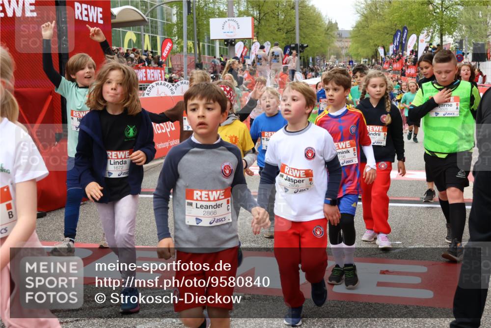25.04.2026 - Das Zehntel Strokosch-Dieckow http://msf.ph/oto/9580840 25.04.2026 08:59:23 Ziel 1046, 1162, 1276, 1404, 1512, 1600, 1601, 1619, 1672, 1755, 1756, 1966, 1970, 2007, 2111, 2345, 2447, 2838, 2854, 2866, 2867, 3143, 3157, 3326, 3355, 3361, 3467, 3486, 3503, 3507, 3528, 3565, 3702, 3900, 3965, 1046, 1162, 1276, 1404, 1512, 1600, 1601, 1619, 1672, 1755, 1756, 1966, 1970, 2007, 2111, 2345, 2447, 2838, 2854, 2866, 2867, 3143, 3157, 3326, 3355, 3361, 3467, 3486, 3503, 3507, 3528, 3565 meine-sportfotos.de
