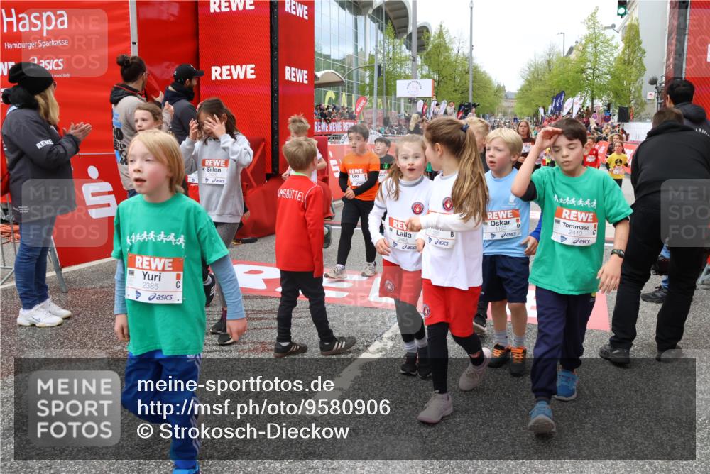 25.04.2026 - Das Zehntel Strokosch-Dieckow http://msf.ph/oto/9580906 25.04.2026 08:59:33 Ziel 1096, 1165, 1177, 1421, 1544, 1626, 1630, 1670, 2014, 2033, 2252, 2255, 2337, 2385, 2410, 2419, 2441, 2553, 2714, 2863, 2885, 2887, 2927, 2986, 3084, 3376, 3403, 3412, 3422, 3518, 1096, 1165, 1177, 1421, 1544, 1626, 1630, 1670, 2014, 2033, 2252, 2255, 2337, 2385, 2410, 2419, 2441, 2553, 2714, 2863, 2885, 2887, 2927, 2986, 3084, 3376, 3403, 3412, 3422, 3518 meine-sportfotos.de