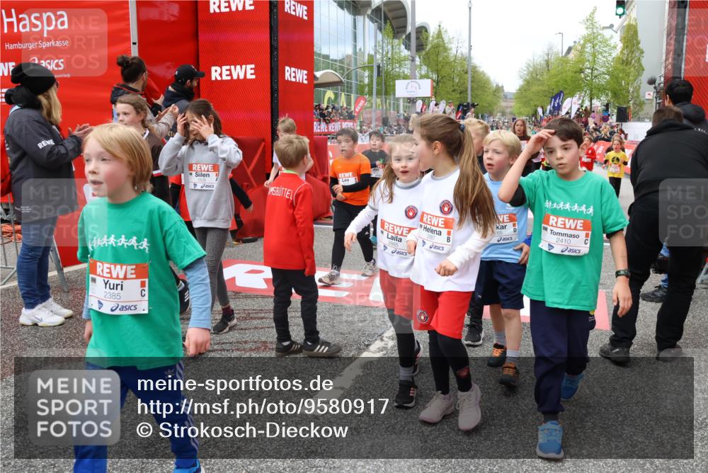 25.04.2026 - Das Zehntel Strokosch-Dieckow http://msf.ph/oto/9580917 25.04.2026 08:59:33 Ziel 1096, 1165, 1177, 1421, 1544, 1626, 1630, 1670, 2014, 2033, 2252, 2255, 2337, 2385, 2410, 2419, 2441, 2553, 2714, 2863, 2885, 2887, 2927, 2986, 3084, 3376, 3403, 3412, 3422, 3518, 1096, 1165, 1177, 1421, 1544, 1626, 1630, 1670, 2014, 2033, 2252, 2255, 2337, 2385, 2410, 2419, 2441, 2553, 2714, 2863, 2885, 2887, 2927, 2986, 3084, 3376, 3403, 3412, 3422, 3518 meine-sportfotos.de