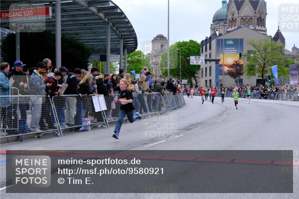 25.04.2026 - Das Zehntel Tim E. http://msf.ph/oto/9580921 25.04.2026 12:49:01 Ziel 11020, 11488, 11497, 11735, 11772, 12462, 12465, 13013 meine-sportfotos.de