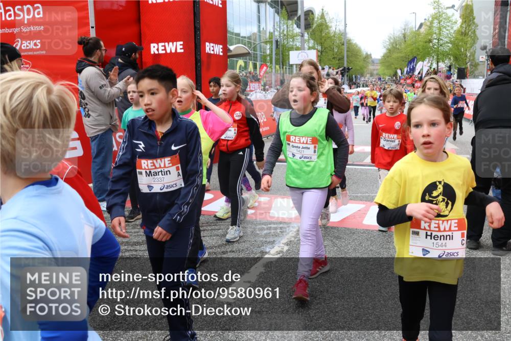 25.04.2026 - Das Zehntel Strokosch-Dieckow http://msf.ph/oto/9580961 25.04.2026 08:59:37 Ziel 1096, 1158, 1177, 1409, 1421, 1544, 1670, 1940, 2022, 2252, 2255, 2337, 2419, 2441, 2465, 2553, 2582, 2771, 2863, 2927, 2955, 2986, 3084, 3095, 3376, 3378, 3403, 3412, 3422, 3438, 3443, 1096, 1158, 1177, 1409, 1421, 1544, 1670, 1940, 2022, 2252, 2255, 2337, 2419, 2441, 2465, 2553, 2582, 2771, 2863, 2927, 2955, 2986, 3084, 3095, 3376, 3378, 3403, 3412, 3422, 3438, 3443 meine-sportfotos.de
