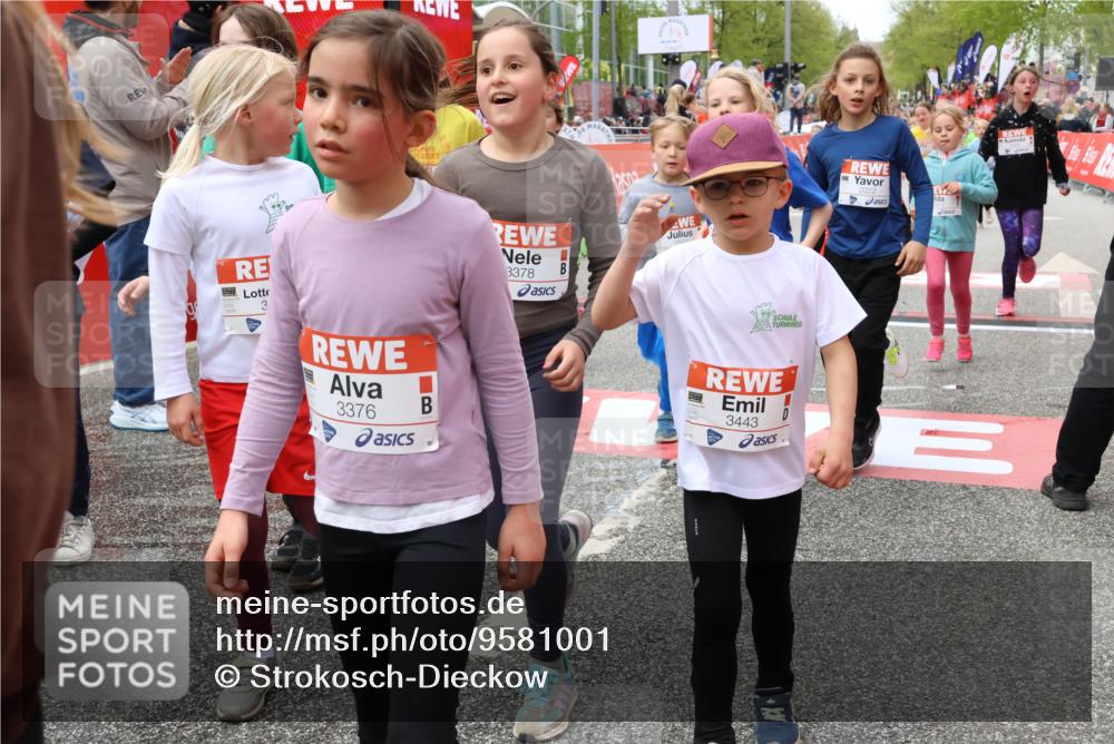 25.04.2026 - Das Zehntel Strokosch-Dieckow http://msf.ph/oto/9581001 25.04.2026 08:59:41 Ziel 1096, 1158, 1409, 1475, 1494, 1940, 2022, 2252, 2255, 2419, 2441, 2465, 2488, 2582, 2771, 2803, 2915, 2955, 3084, 3095, 3376, 3378, 3403, 3412, 3422, 3438, 3443, 3800, 4066, 1096, 1158, 1409, 1475, 1494, 1940, 2022, 2252, 2255, 2419, 2441, 2465, 2488, 2582, 2771, 2803, 2915, 2955, 3084, 3095, 3376, 3378, 3403, 3412, 3422, 3438, 3443, 3800, 4066 meine-sportfotos.de
