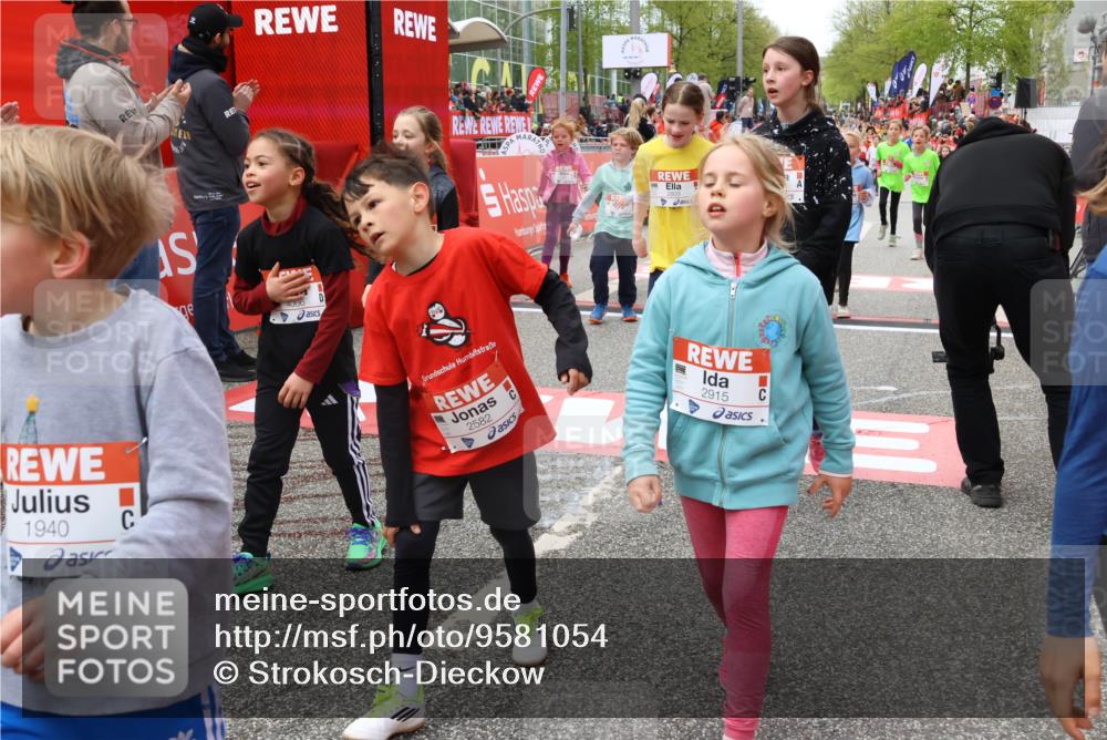 25.04.2026 - Das Zehntel Strokosch-Dieckow http://msf.ph/oto/9581054 25.04.2026 08:59:43 Ziel 1158, 1409, 1475, 1494, 1507, 1694, 1849, 1940, 2022, 2465, 2488, 2498, 2582, 2771, 2803, 2830, 2915, 2955, 3350, 3357, 3378, 3383, 3800, 4066, 1158, 1409, 1475, 1494, 1507, 1694, 1849, 1940, 2022, 2465, 2488, 2498, 2582, 2771, 2803, 2830, 2915, 2955, 3350, 3357, 3378, 3383, 3800, 4066 meine-sportfotos.de