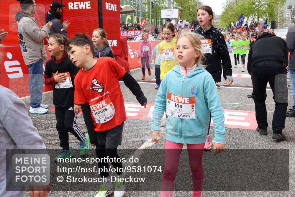 25.04.2026 - Das Zehntel Strokosch-Dieckow http://msf.ph/oto/9581074 25.04.2026 08:59:44 Ziel 1409, 1475, 1494, 1507, 1508, 1694, 1845, 1849, 1940, 2022, 2349, 2488, 2498, 2582, 2771, 2803, 2830, 2915, 2955, 3350, 3357, 3378, 3383, 3800, 3913, 4066, 1409, 1475, 1494, 1507, 1508, 1694, 1845, 1849, 1940, 2022, 2349, 2488, 2498, 2582, 2771, 2803, 2830, 2915, 2955, 3350, 3357, 3378, 3383, 3800, 3913, 4066 meine-sportfotos.de