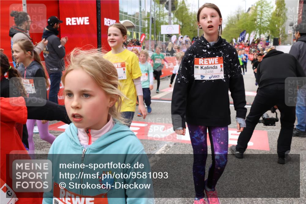 25.04.2026 - Das Zehntel Strokosch-Dieckow http://msf.ph/oto/9581093 25.04.2026 08:59:45 Ziel 1409, 1422, 1475, 1494, 1507, 1508, 1694, 1845, 1849, 1940, 2022, 2349, 2488, 2498, 2582, 2771, 2803, 2830, 2915, 2955, 3350, 3357, 3383, 3800, 3856, 3913, 4066, 1409, 1422, 1475, 1494, 1507, 1508, 1694, 1845, 1849, 1940, 2022, 2349, 2488, 2498, 2582, 2771, 2803, 2830, 2915, 2955, 3350, 3357, 3383, 3800, 3856, 3913, 4066 meine-sportfotos.de