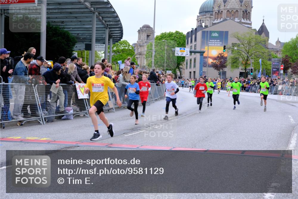 25.04.2026 - Das Zehntel Tim E. http://msf.ph/oto/9581129 25.04.2026 12:49:39 Ziel 10171, 10255, 10267, 10984, 11390, 11503, 11794, 11802, 11901, 12676, 12725, 12744, 12804 meine-sportfotos.de