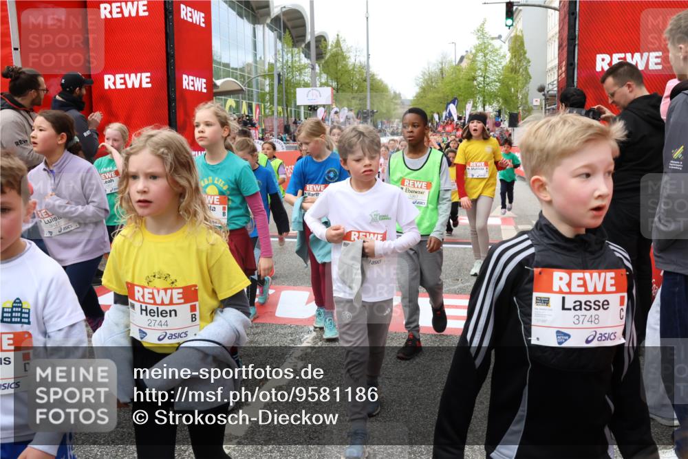 25.04.2026 - Das Zehntel Strokosch-Dieckow http://msf.ph/oto/9581186 25.04.2026 08:59:56 Ziel 1178, 1251, 1361, 1377, 1487, 1547, 1549, 1829, 1908, 1995, 2041, 2347, 2467, 2509, 2511, 2539, 2721, 2744, 2750, 2792, 2952, 2961, 3174, 3208, 3404, 3418, 3427, 3492, 3661, 3679, 3717, 3768, 3883, 3897, 3912, 1178, 1251, 1361, 1377, 1487, 1547, 1549, 1829, 1908, 1995, 2041, 2347, 2467, 2509, 2511, 2539, 2721, 2744, 2750, 2792, 2952, 2961, 3174, 3208, 3404, 3418, 3427, 3492, 3661, 3679, 3717, 3768, 3883, 3897, 3912 meine-sportfotos.de