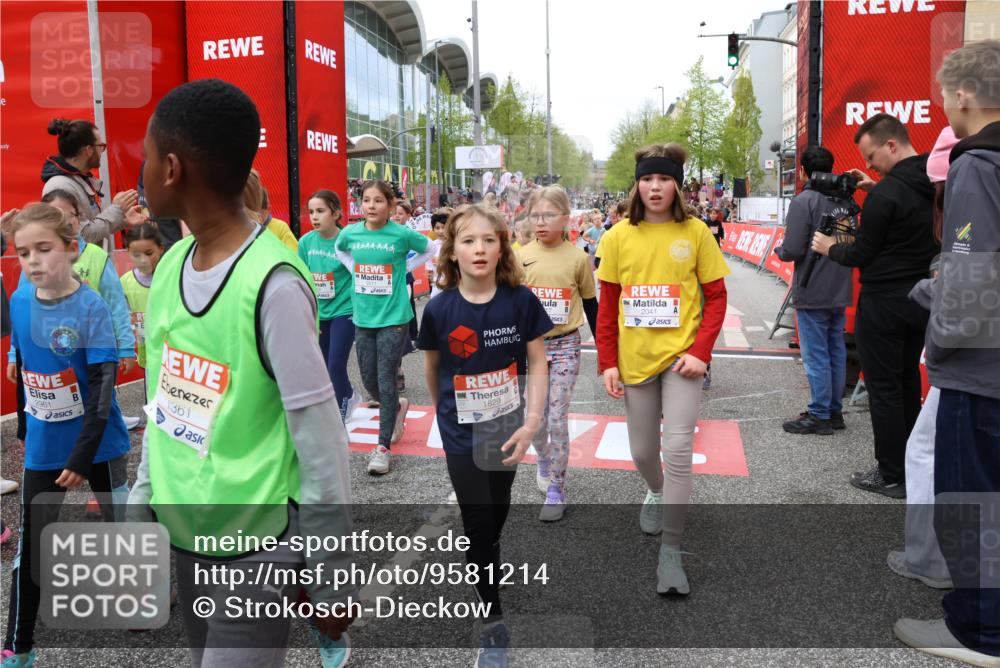 25.04.2026 - Das Zehntel Strokosch-Dieckow http://msf.ph/oto/9581214 25.04.2026 08:59:58 Ziel 1129, 1178, 1251, 1361, 1377, 1457, 1547, 1549, 1597, 1829, 1995, 2041, 2347, 2467, 2507, 2509, 2511, 2539, 2721, 2750, 2792, 2952, 2961, 3174, 3208, 3427, 3661, 3679, 3717, 3883, 3897, 3912, 1129, 1178, 1251, 1361, 1377, 1457, 1547, 1549, 1597, 1829, 1995, 2041, 2347, 2467, 2507, 2509, 2511, 2539, 2721, 2750, 2792, 2952, 2961, 3174, 3208, 3427, 3661, 3679, 3717, 3883, 3897, 3912 meine-sportfotos.de
