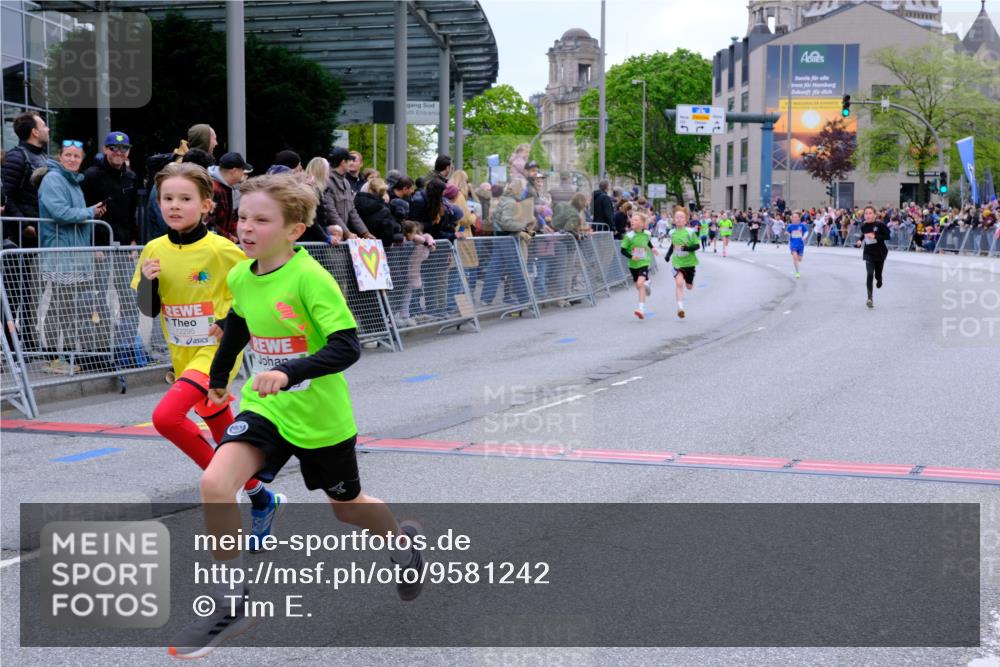25.04.2026 - Das Zehntel Tim E. http://msf.ph/oto/9581242 25.04.2026 12:49:58 Ziel 10394, 10517, 11261, 11468, 11737, 12146, 12150, 12293, 12295, 12401, 12402, 12403, 12452, 12797, 13024 meine-sportfotos.de