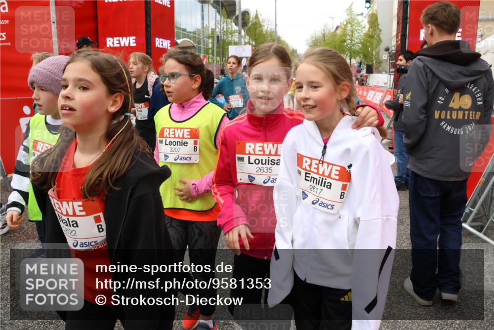 25.04.2026 - Das Zehntel Strokosch-Dieckow http://msf.ph/oto/9581353 25.04.2026 09:00:24 Ziel 1039, 1051, 1067, 1083, 1278, 1283, 1291, 1332, 1334, 1382, 1596, 1612, 2383, 2437, 2635, 2982, 3092, 3098, 3191, 3207, 3343, 3391, 3476, 3571, 3927, 3937, 1039, 1051, 1067, 1083, 1278, 1283, 1291, 1332, 1334, 1382, 1596, 1612, 2383, 2437, 2635, 2982, 3092, 3098, 3191, 3207, 3343, 3391, 3476, 3571, 3927, 3937 meine-sportfotos.de
