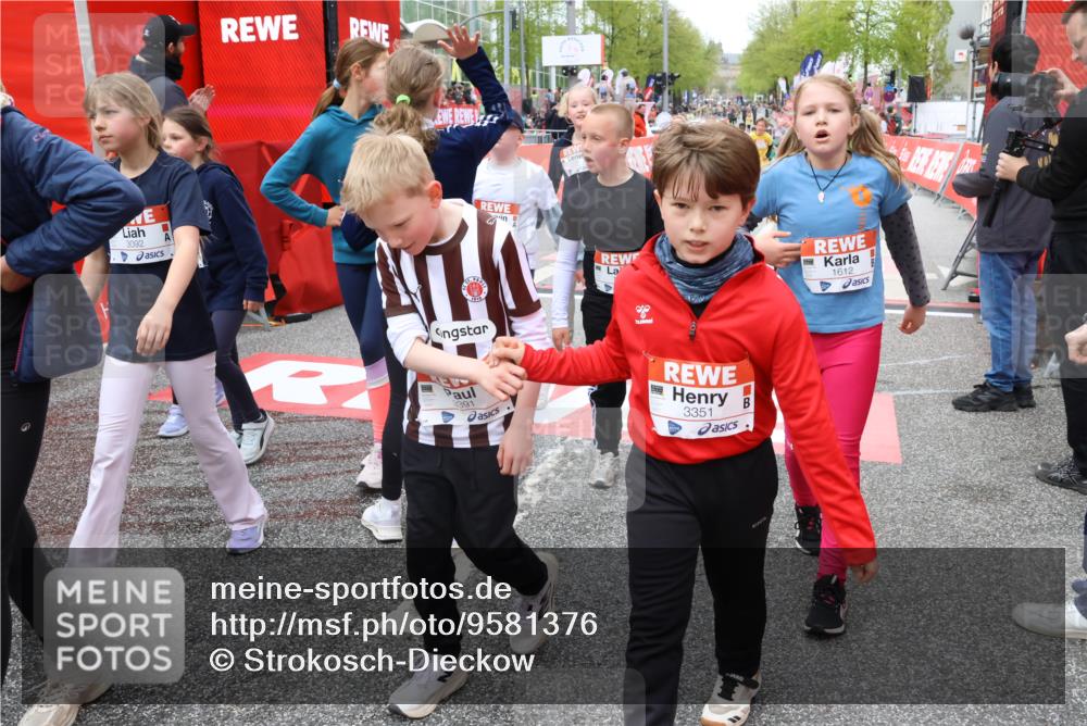 25.04.2026 - Das Zehntel Strokosch-Dieckow http://msf.ph/oto/9581376 25.04.2026 09:00:26 Ziel 1051, 1067, 1083, 1278, 1283, 1291, 1332, 1334, 1382, 1458, 1612, 2383, 2437, 2585, 2592, 2982, 3092, 3098, 3343, 3391, 3571, 3937, 1051, 1067, 1083, 1278, 1283, 1291, 1332, 1334, 1382, 1458, 1612, 2383, 2437, 2585, 2592, 2982, 3092, 3098, 3343, 3391, 3571, 3937 meine-sportfotos.de