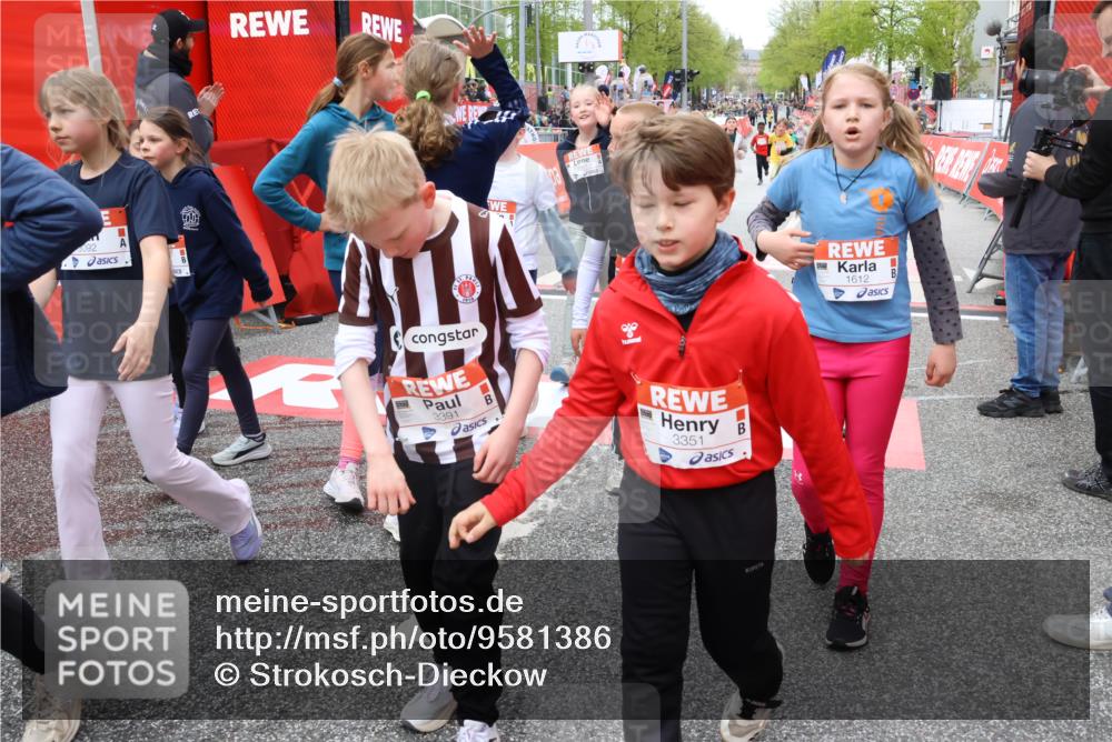 25.04.2026 - Das Zehntel Strokosch-Dieckow http://msf.ph/oto/9581386 25.04.2026 09:00:26 Ziel 1051, 1067, 1083, 1278, 1283, 1291, 1332, 1334, 1382, 1458, 1612, 2383, 2437, 2585, 2592, 2982, 3092, 3098, 3343, 3391, 3571, 3937, 1051, 1067, 1083, 1278, 1283, 1291, 1332, 1334, 1382, 1458, 1612, 2383, 2437, 2585, 2592, 2982, 3092, 3098, 3343, 3391, 3571, 3937 meine-sportfotos.de