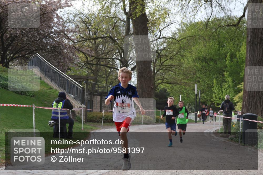 25.04.2026 - Das Zehntel Zöllner http://msf.ph/oto/9581397 25.04.2026 08:37:17 Laufen 4017 meine-sportfotos.de