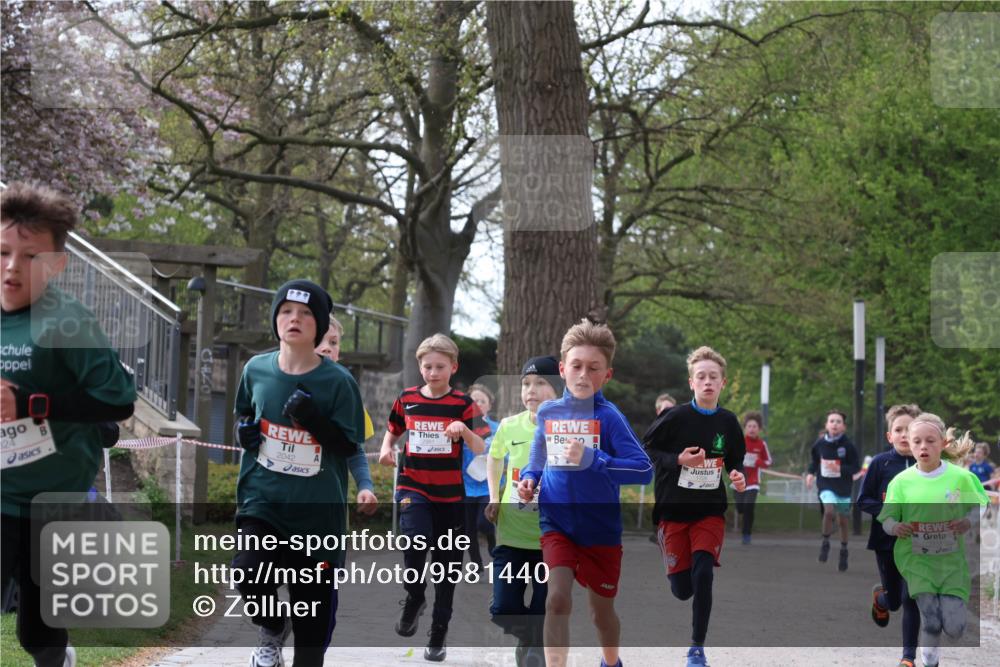 25.04.2026 - Das Zehntel Zöllner http://msf.ph/oto/9581440 25.04.2026 08:38:03 Laufen 324, 2042 meine-sportfotos.de