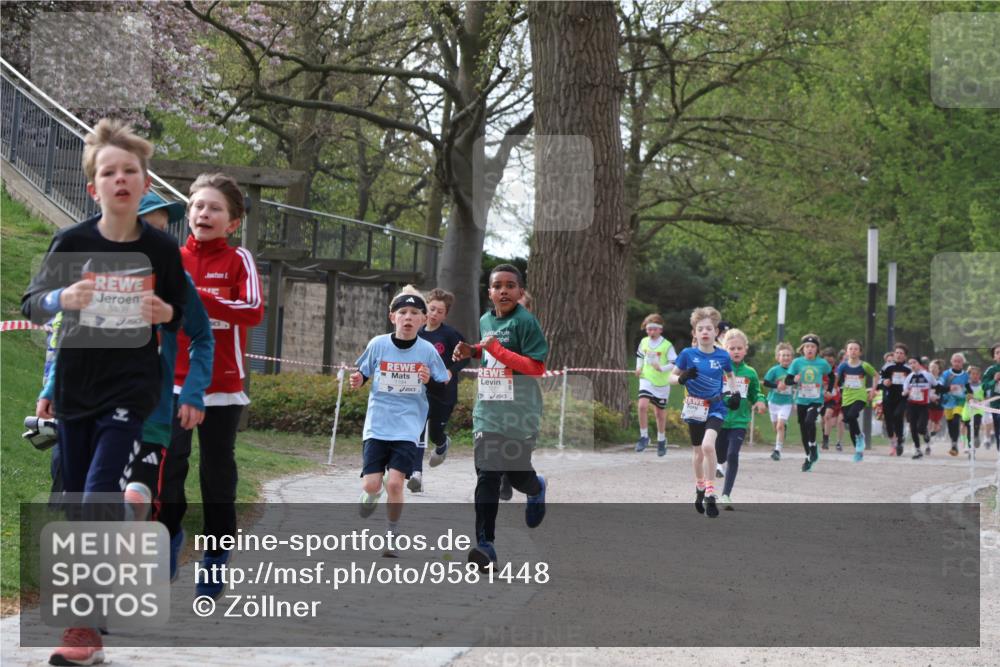 25.04.2026 - Das Zehntel Zöllner http://msf.ph/oto/9581448 25.04.2026 08:38:13 Laufen 3408 meine-sportfotos.de