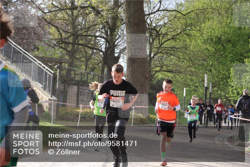 25.04.2026 - Das Zehntel Zöllner http://msf.ph/oto/9581471 25.04.2026 08:38:28 Laufen 2993 meine-sportfotos.de