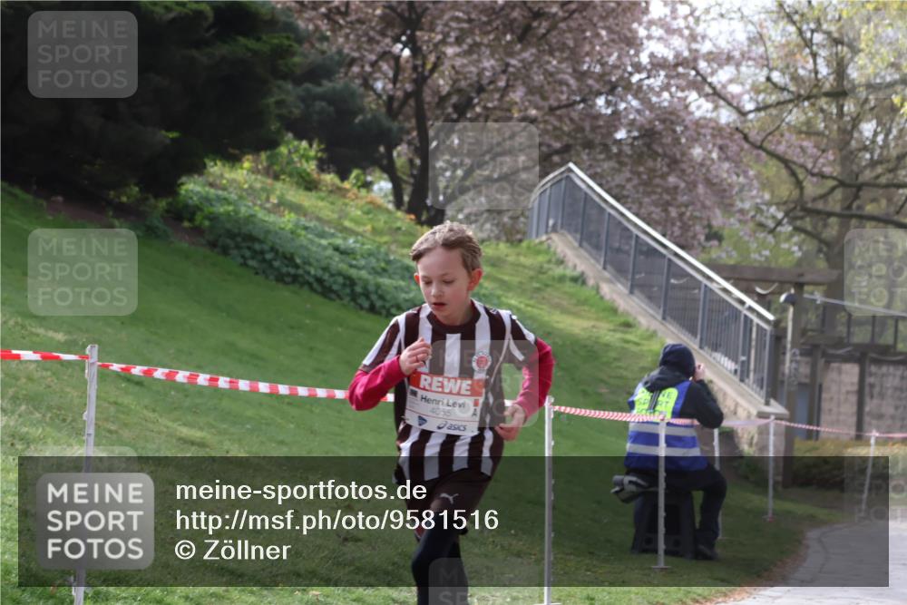 25.04.2026 - Das Zehntel Zöllner http://msf.ph/oto/9581516 25.04.2026 08:38:55 Laufen 4055 meine-sportfotos.de