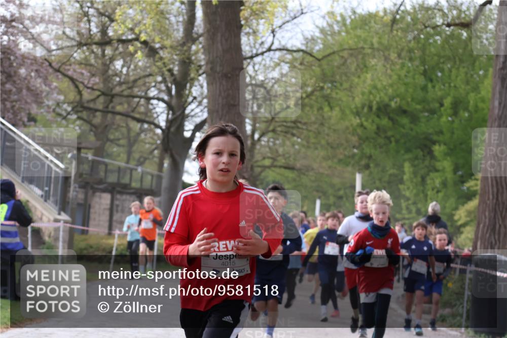 25.04.2026 - Das Zehntel Zöllner http://msf.ph/oto/9581518 25.04.2026 08:38:57 Laufen 4015 meine-sportfotos.de