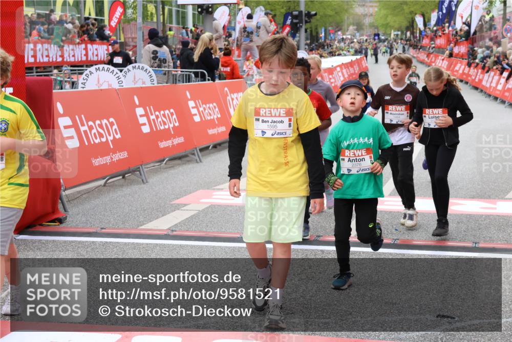 25.04.2026 - Das Zehntel Strokosch-Dieckow http://msf.ph/oto/9581521 25.04.2026 09:00:33 Ziel 1100, 1344, 1364, 1385, 1401, 1458, 1463, 1464, 1595, 1664, 2059, 2376, 2585, 2592, 2709, 3124, 3125, 3272, 3282, 3857, 3989, 1100, 1344, 1364, 1385, 1401, 1458, 1463, 1464, 1595, 1664, 2059, 2376, 2585, 2592, 2709, 3124, 3125, 3272, 3282, 3857, 3989 meine-sportfotos.de