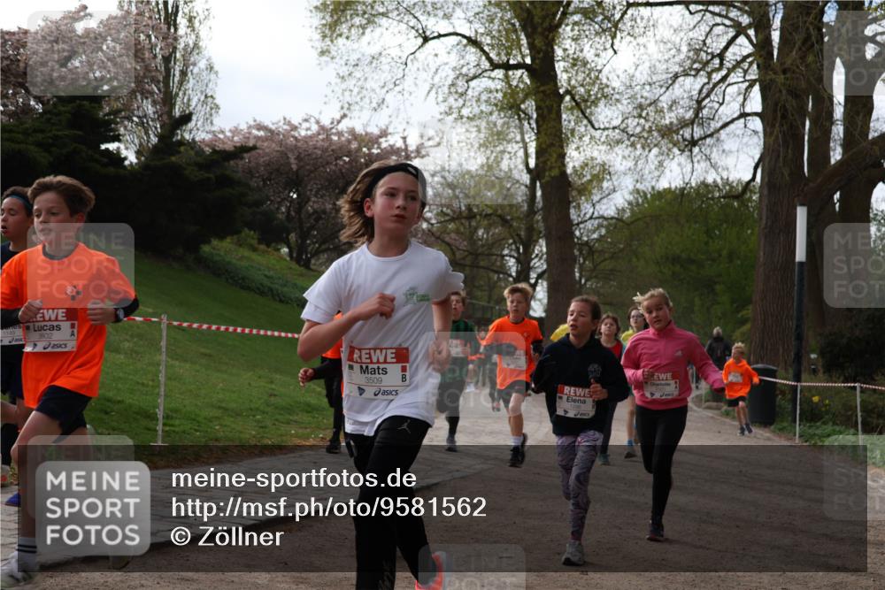 25.04.2026 - Das Zehntel Zöllner http://msf.ph/oto/9581562 25.04.2026 08:39:26 Laufen 1149, 3602, 3509 meine-sportfotos.de