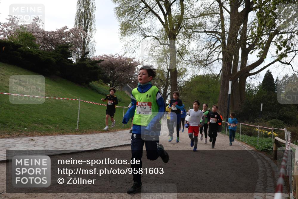 25.04.2026 - Das Zehntel Zöllner http://msf.ph/oto/9581603 25.04.2026 08:39:46 Laufen 3215 meine-sportfotos.de